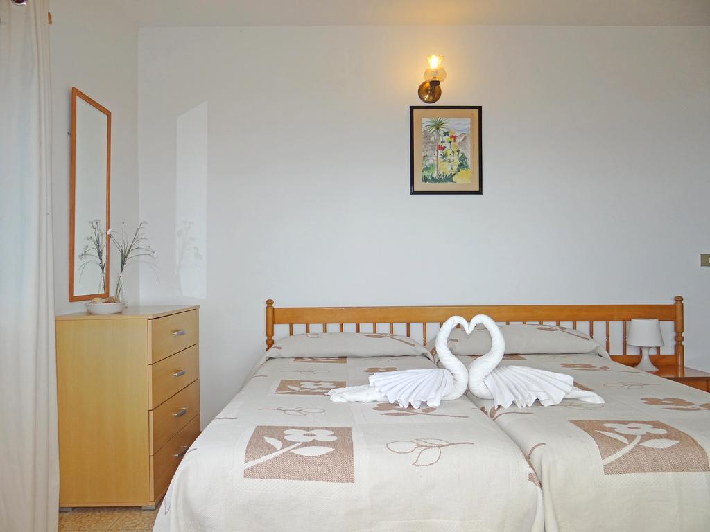 Apartamentos Dominguez Calera Ngoại thất bức ảnh