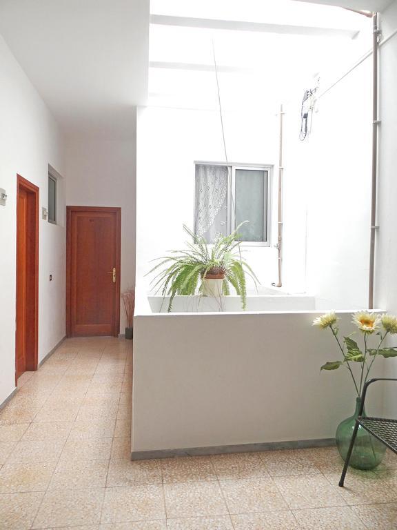 Apartamentos Dominguez Calera Ngoại thất bức ảnh